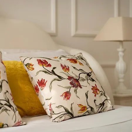 Apartment Santa Tecla Living Ruggero Di Lauria 2